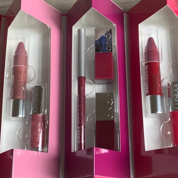 ❤️ Clinique Ultimate Lip Roll Out - Picture 8 of 9